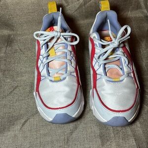 Nike Women’s RYZ 365 Size 8